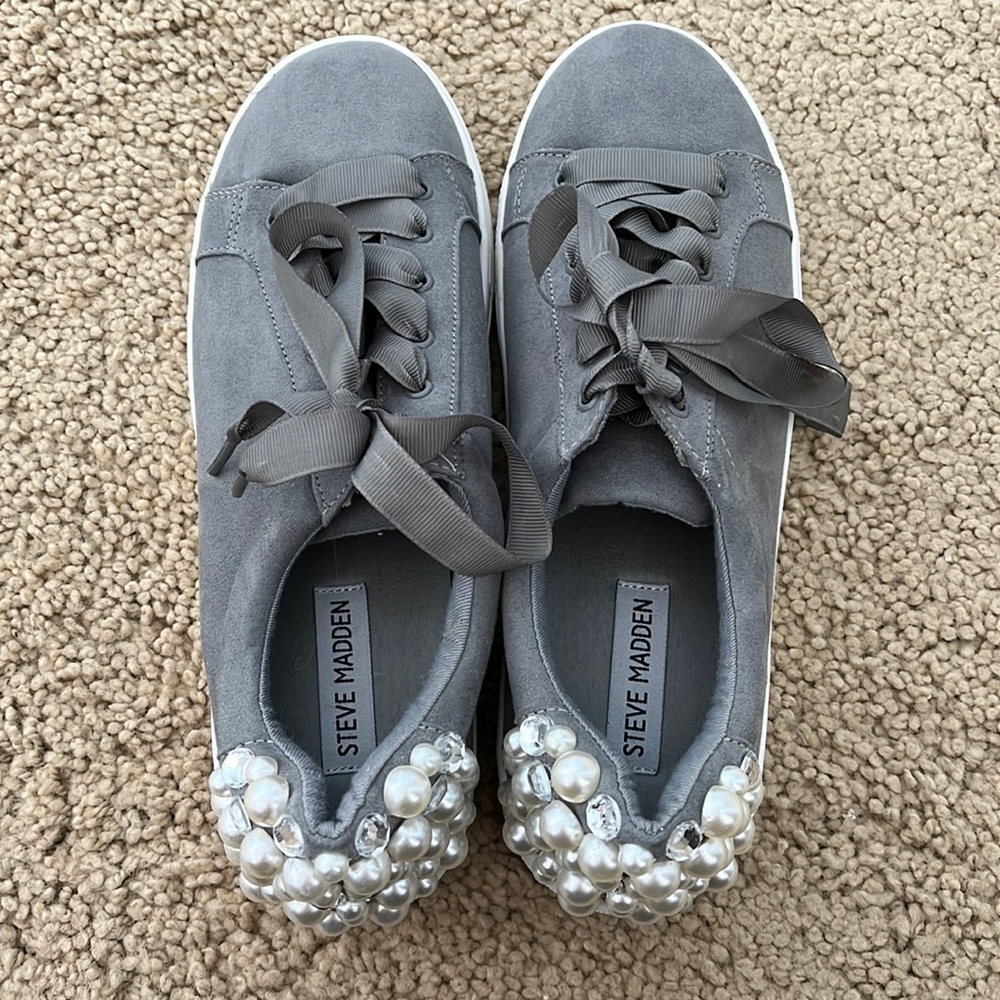 Steve Madden Sneakers